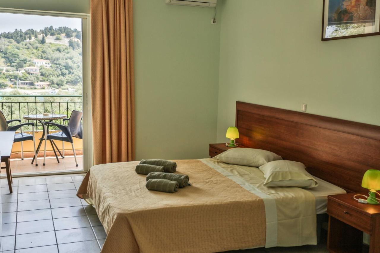 Amfitriti Hotel & Studios Lákka Zewnętrze zdjęcie
