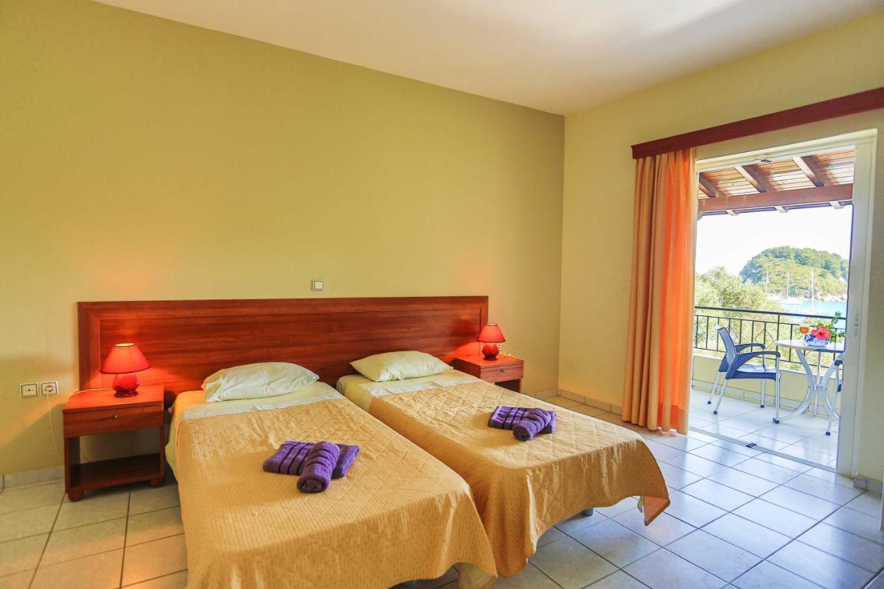 Amfitriti Hotel & Studios Lákka Zewnętrze zdjęcie