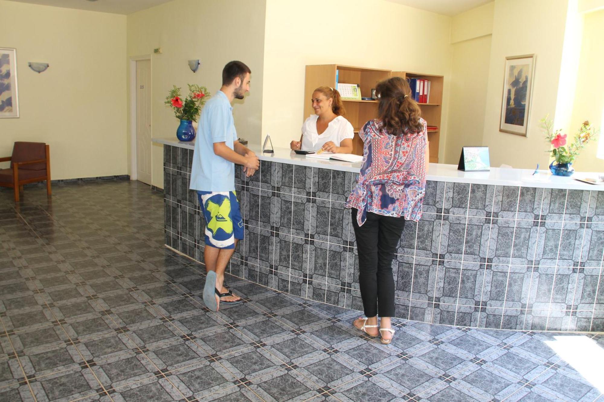 Amfitriti Hotel & Studios Lákka Zewnętrze zdjęcie